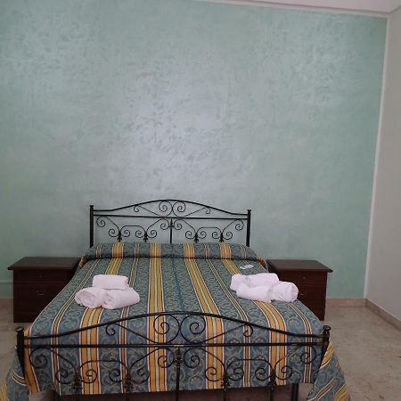 B&B New Antico Palazzo Parabita Dış mekan fotoğraf