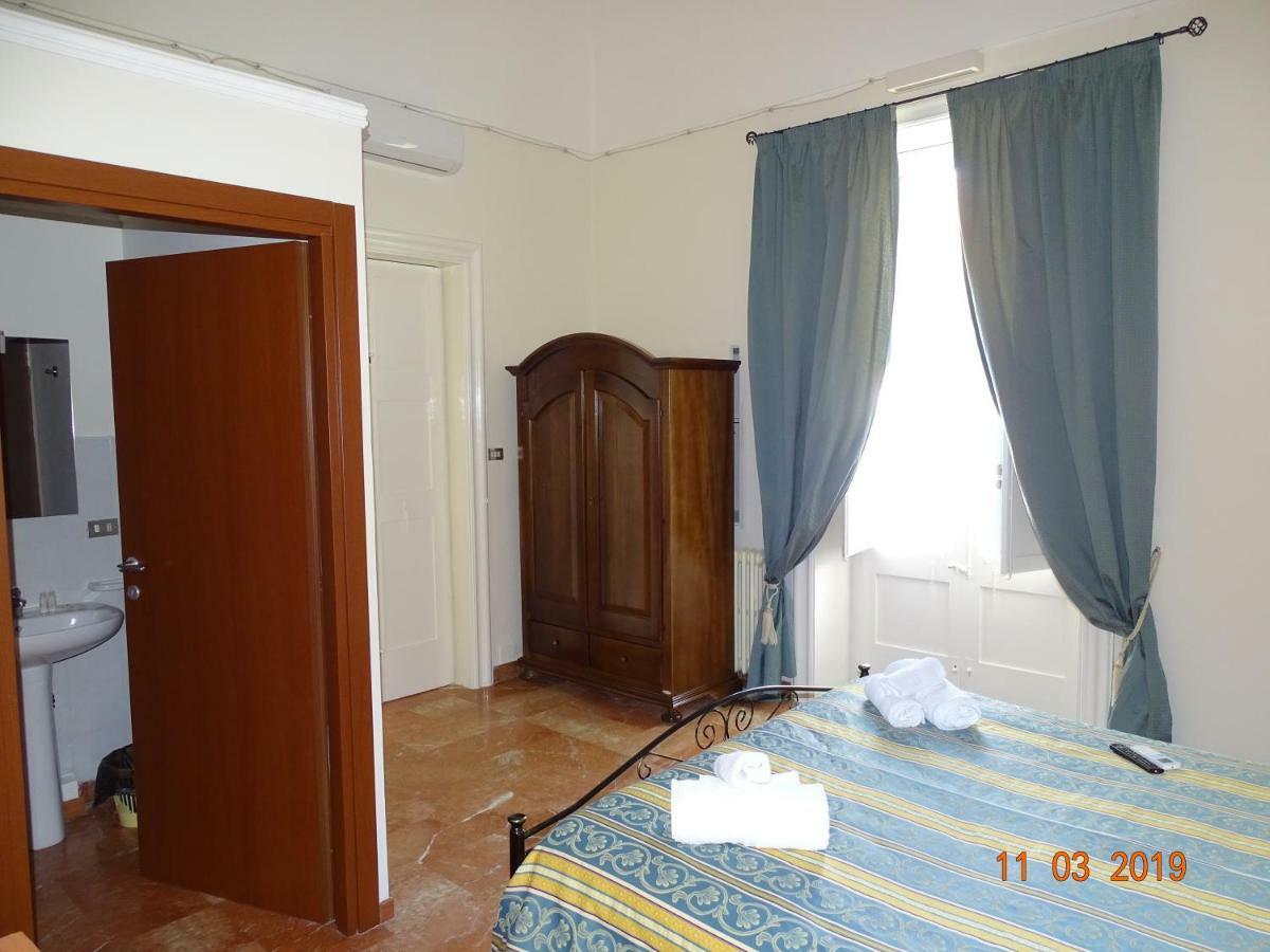 B&B New Antico Palazzo Parabita Dış mekan fotoğraf