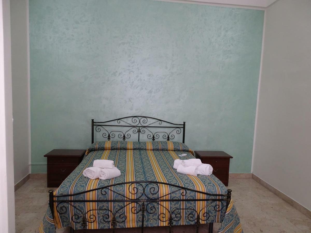 B&B New Antico Palazzo Parabita Dış mekan fotoğraf