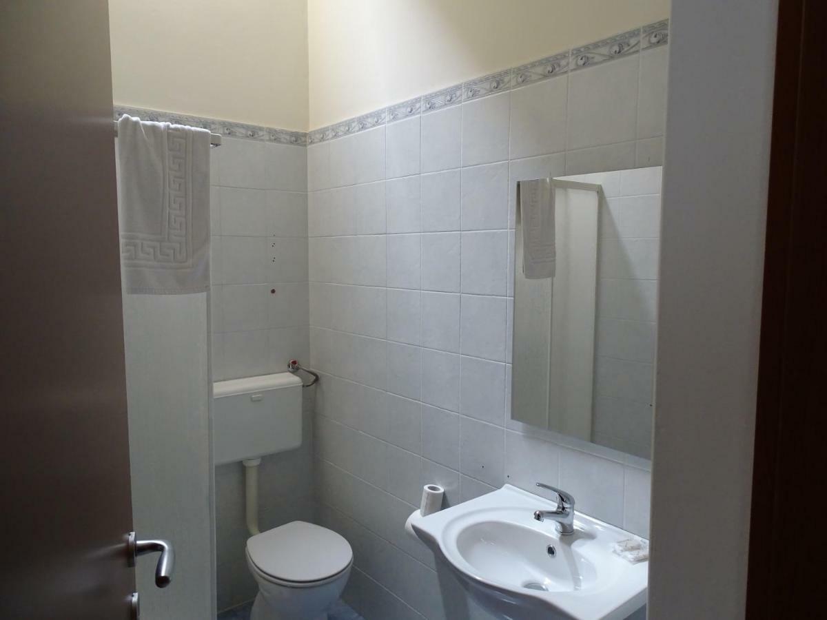 B&B New Antico Palazzo Parabita Dış mekan fotoğraf