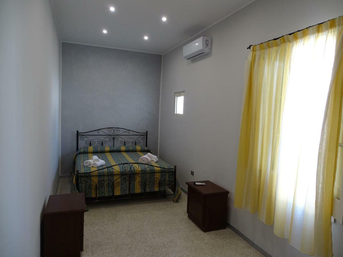 B&B New Antico Palazzo Parabita Dış mekan fotoğraf